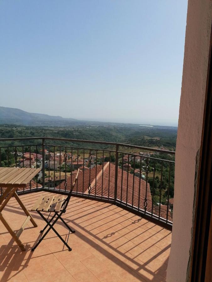 La Rocca Dei Borboni Bed and Breakfast Santa Domenica Talao Eksteriør billede